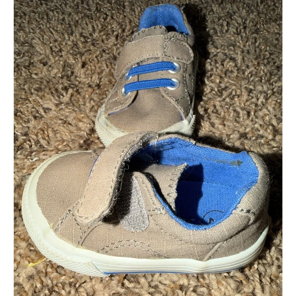 Oshkosh-Genuine Kids-Brown & Blue Canvas Sneakers Size 2